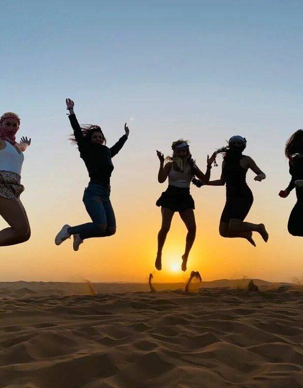 women desert 3 1