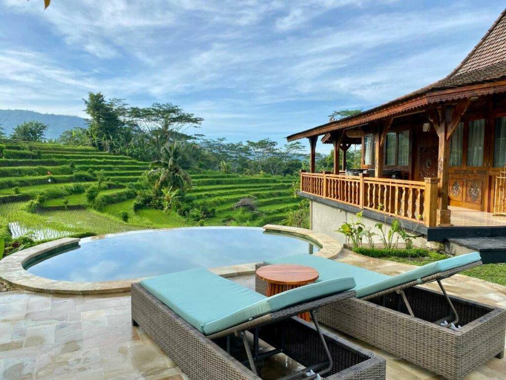 Cultural Bali with woman - Myladytrip.com