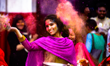 Holi India - Myladytrip.com