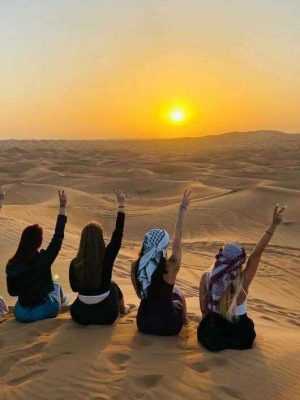 Women-desert